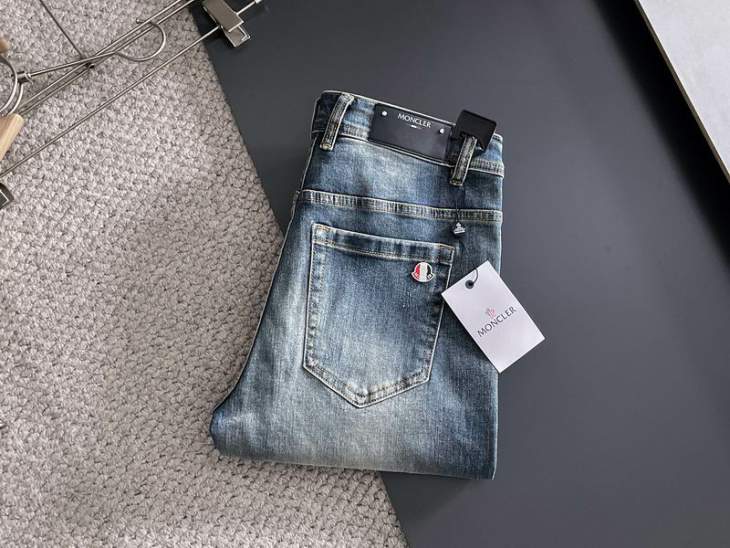 Picture of Moncler Jeans Long _SKUMonclersz29-3824or13112076